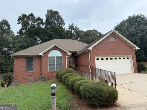 70 Golden Oaks DR