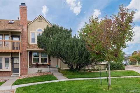 6848 Ravencrest Drive