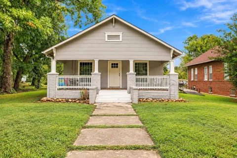 307 W Main Street