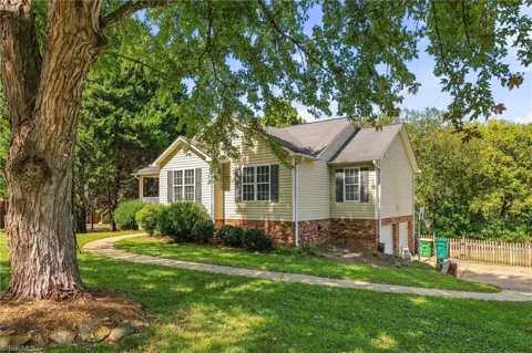 7405 Cortney Glen Lane