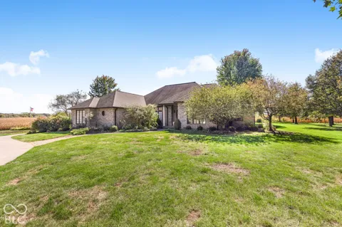 5771 S Burlington Drive