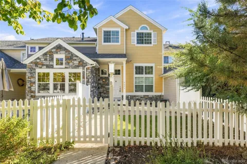 4923 Grey Wolf Place