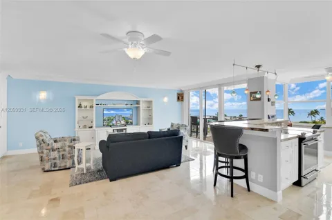 5200 Ocean Blvd #607B