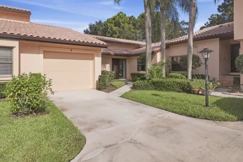 3705 SW Quail Meadow Trail #E