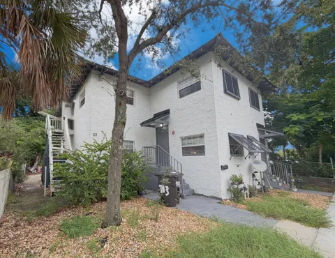 711 8th Street #713