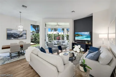 San Rafael Ln