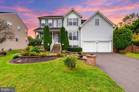 9 KINGSTONE LANE
