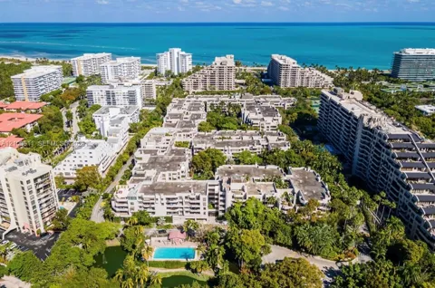 121 Crandon Blvd #358