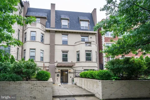 1333 EUCLID STREET NW #202