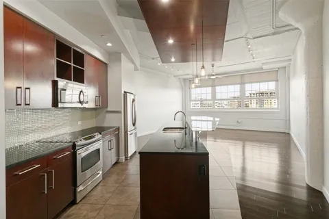 2600 W 7th Street #1533