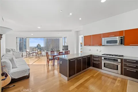 801 S Grand #1611