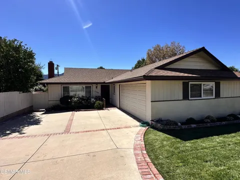 3240 Los Olivos Lane