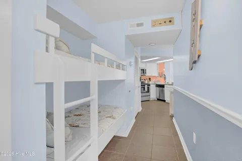 2000 New River Inlet Road #1501