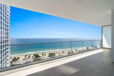 153 Seabreeze Boulevard #S-1501