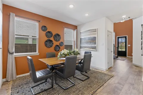 1456 Kit King Drive