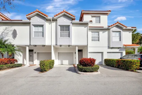 2038 Alta Meadows Lane #1508