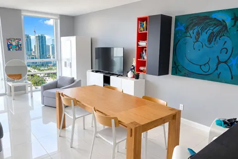 244 Biscayne Blvd #3204
