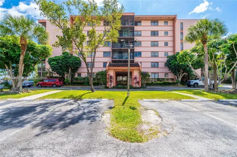 20850 San Simeon Way #106-5