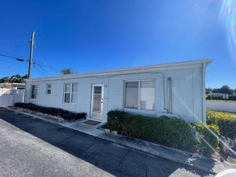 2023 S SUZANNE CIRCLE #1