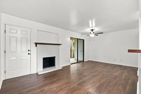 3500 Tangle Brush Drive #33