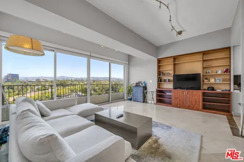 10501 WILSHIRE #1202