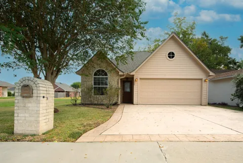 125 Golfview Drive