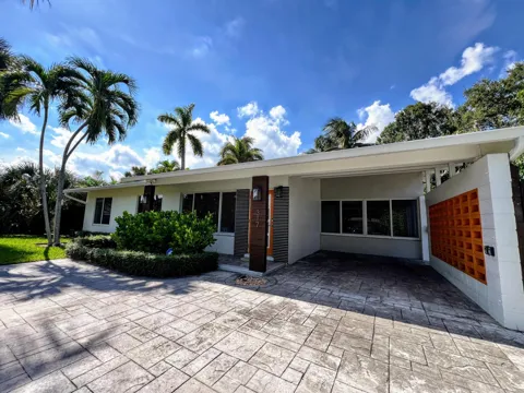 317 NW 26TH COURT