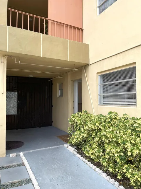 16400 NE 17TH AVENUE #108