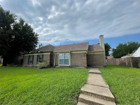 7614 Cousteau Drive