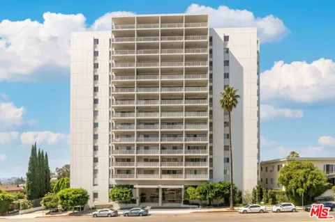 999 Doheny Drive #205