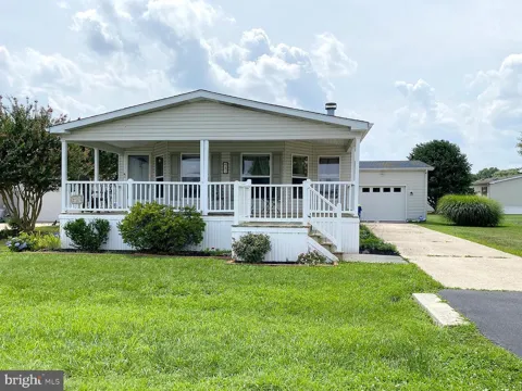 41 WHITEHAVEN WAY