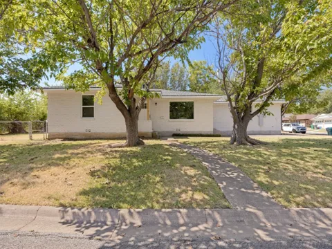 400 W Anita Street