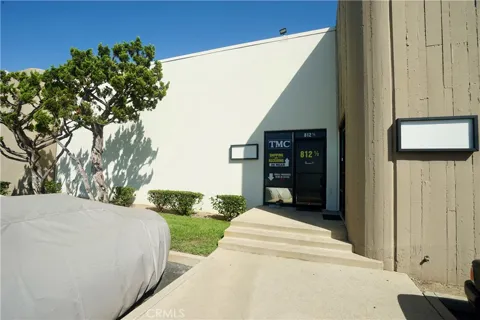 812 Grand Avenue