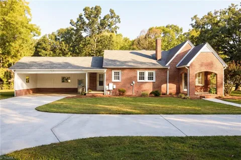 1036 Cunningham Road
