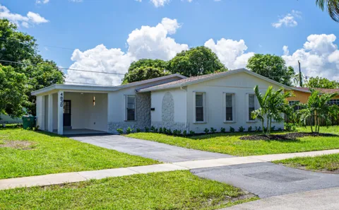 4830 NW 18th Street