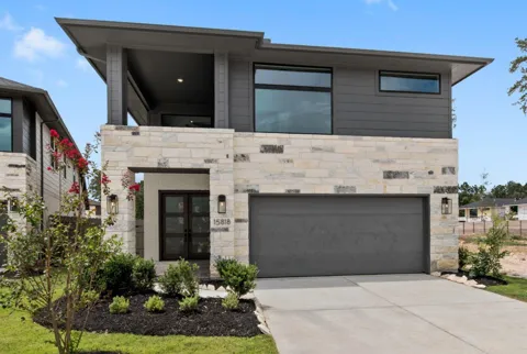 15818 Swan Lake Lane
