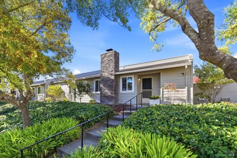 2245 Knolls Hills Circle