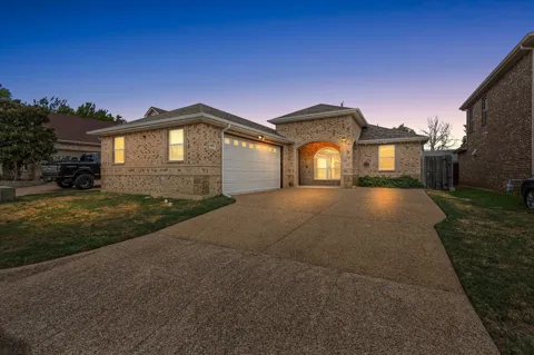 3807 Winding Road