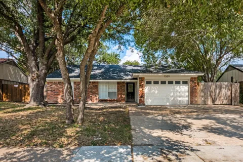 1509 Caplin Drive
