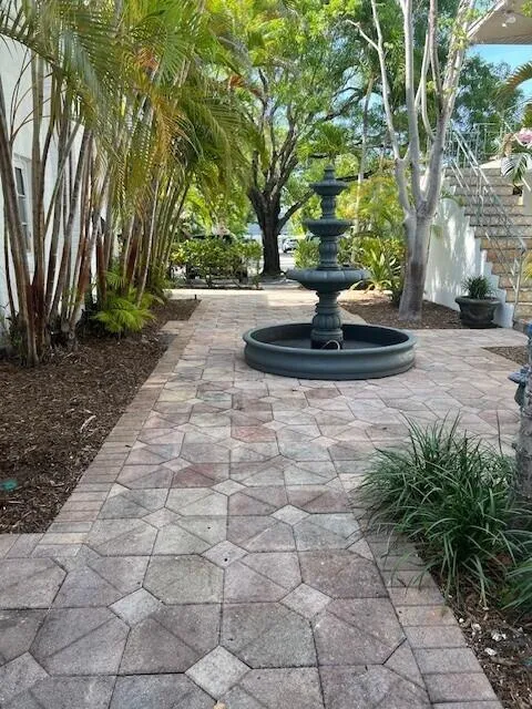 608 SE 6th Street #27