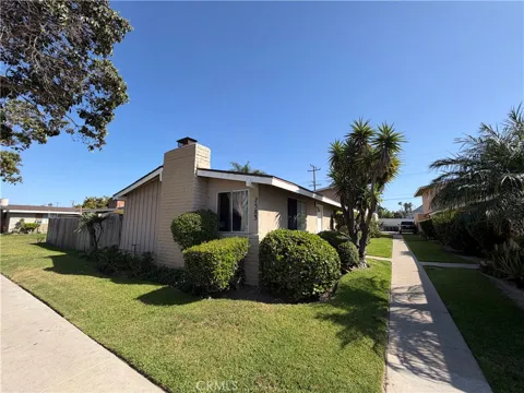 1383 Baker