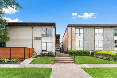 2515 Shakespeare Street #5