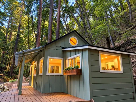 4400 Casa Loma Road