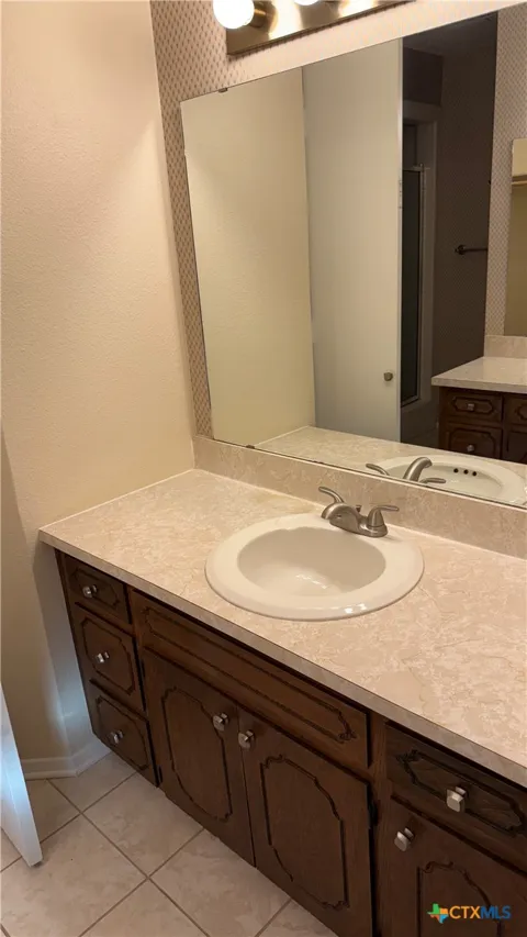 4000 Hickory Road #6