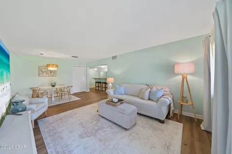 6901 Lagoon Drive #37