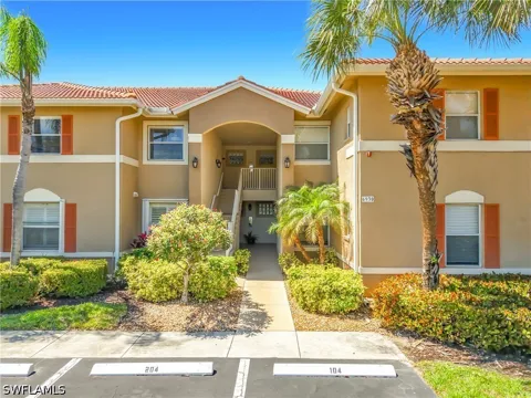 Huntington Lakes Circle #104
