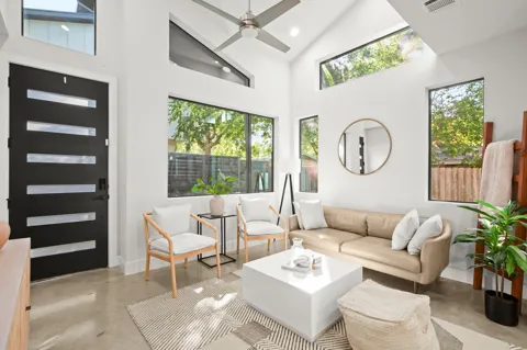 619 Hammack Drive #2