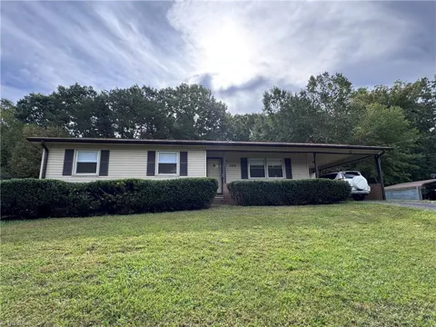305 Kingston Drive