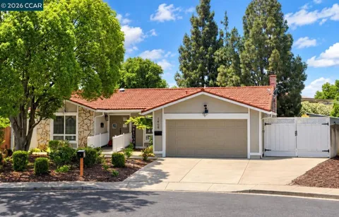 1408 Oakmont Pl
