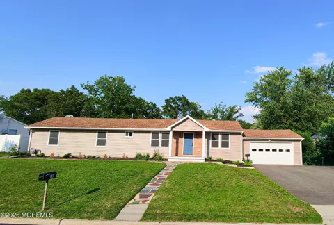 18 Arlyn Drive